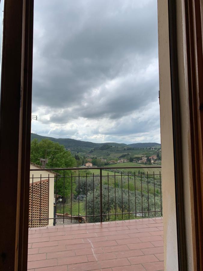 Appartamento Donella Con Parcheggio Privato San Gimignano Exterior photo