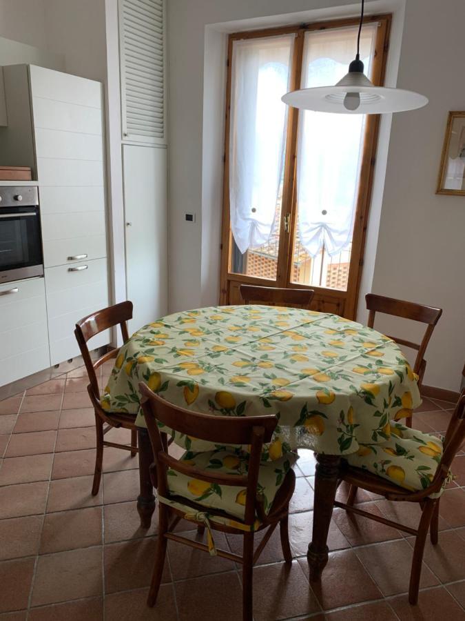 Appartamento Donella Con Parcheggio Privato San Gimignano Exterior photo