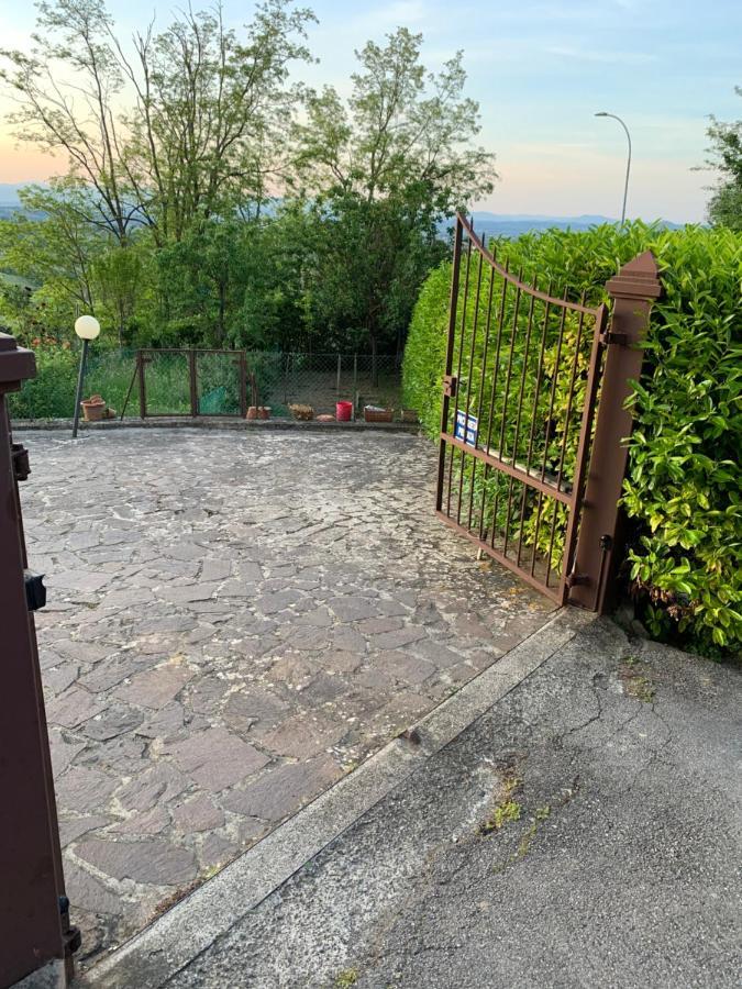 Appartamento Donella Con Parcheggio Privato San Gimignano Exterior photo