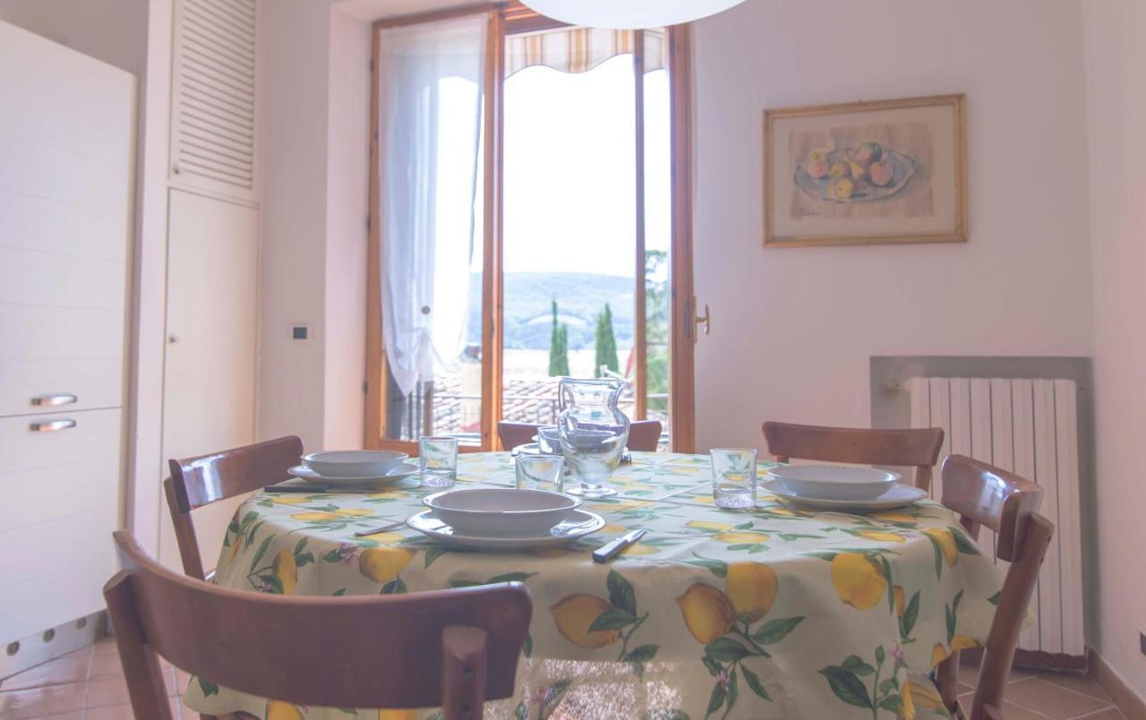Appartamento Donella Con Parcheggio Privato San Gimignano Exterior photo