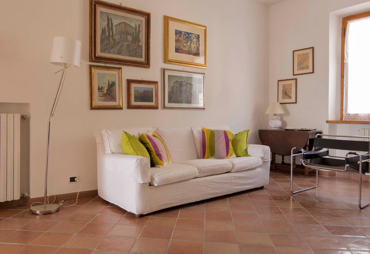 Appartamento Donella Con Parcheggio Privato San Gimignano Exterior photo